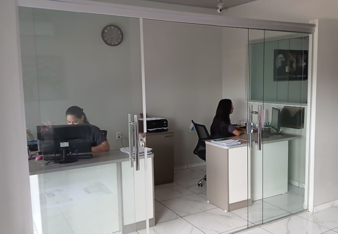 FOTO DO ESCRITÓRIO ATENDENTES.png